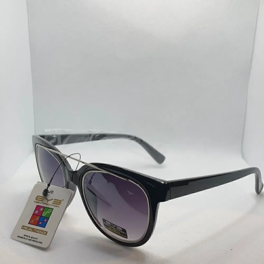 Eyedentification Brow Bar Women’s Black Frame Sunglasses